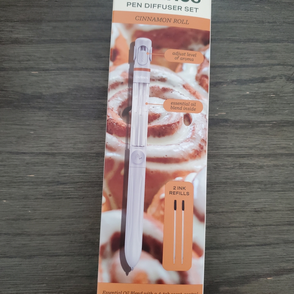 Cinnamon Roll Scented Pen Diffuser Set